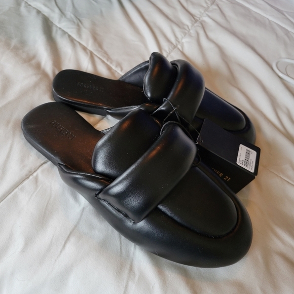 Forever 21 | faux leather loafers - Picture 5 of 8